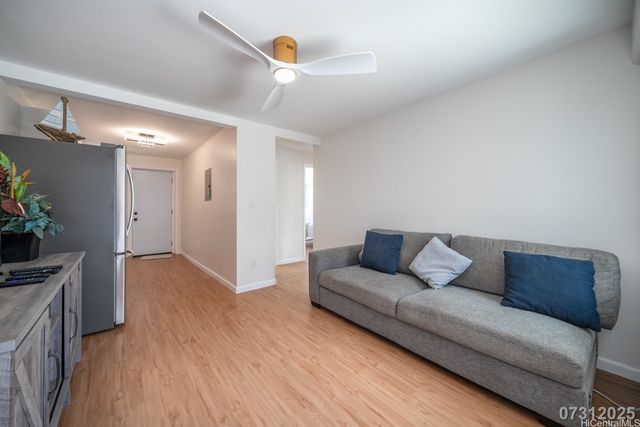 829 Waiaka Place, Honolulu, HI 96826