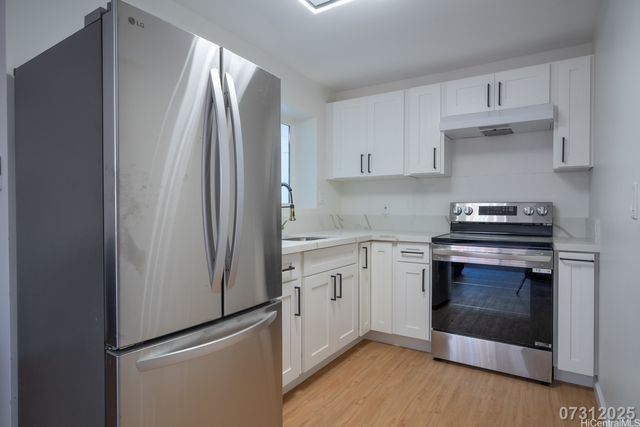 829 Waiaka Place, Honolulu, HI 96826