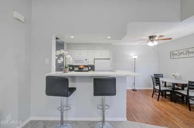 533 W GUADALUPE Road 2032, Mesa, AZ 85210