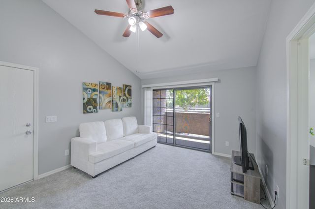 533 W GUADALUPE Road 2032, Mesa, AZ 85210