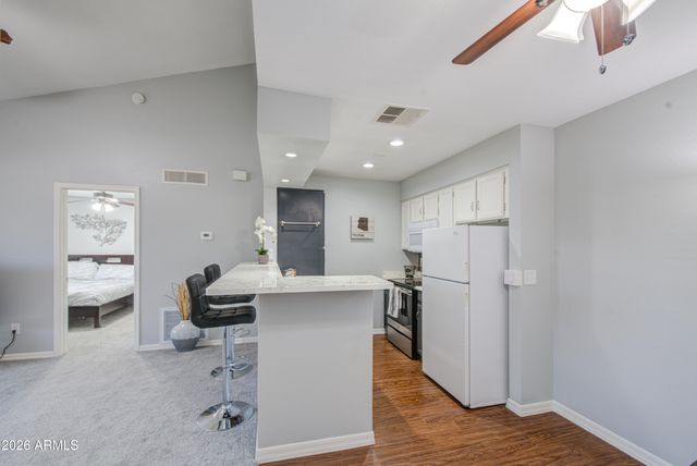 533 W GUADALUPE Road 2032, Mesa, AZ 85210
