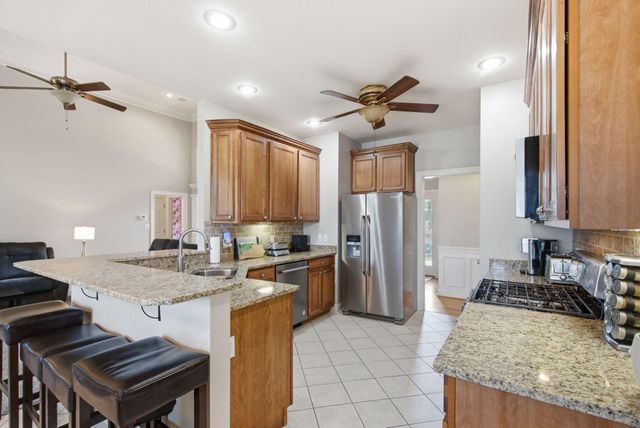 1084 Bay Colony Drive, Richmond, KY 40475