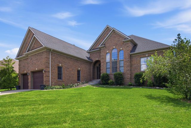 1084 Bay Colony Drive, Richmond, KY 40475