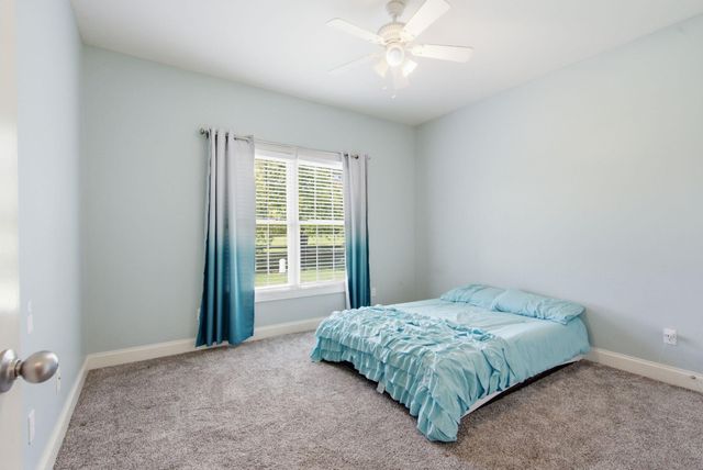 1084 Bay Colony Drive, Richmond, KY 40475