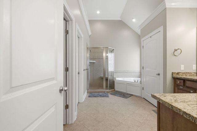 1084 Bay Colony Drive, Richmond, KY 40475