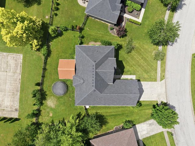 1084 Bay Colony Drive, Richmond, KY 40475
