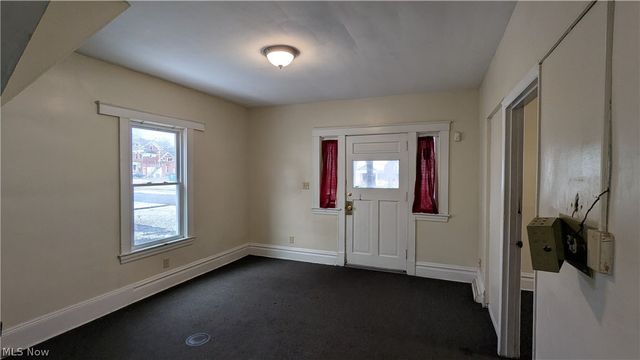 826 Michigan Avenue, Youngstown, OH 44504