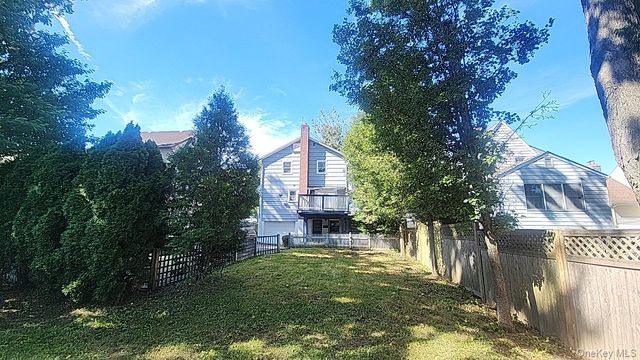 10 Shelley Avenue, Valhalla, NY 10595