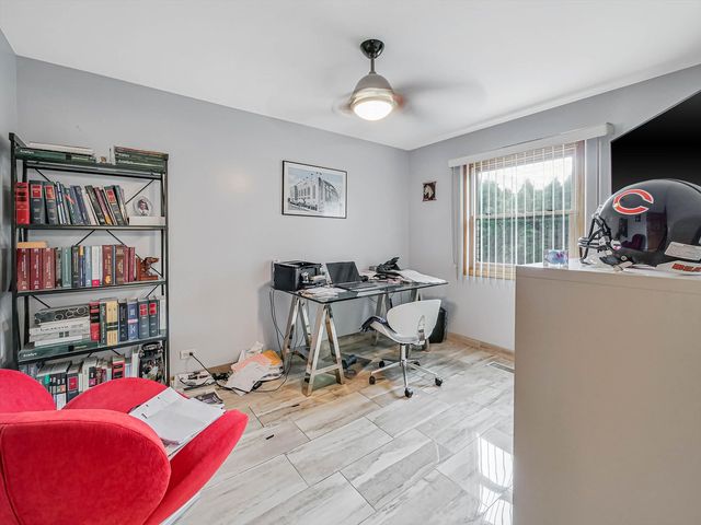 1212 Grove Avenue, Addison, IL 60101