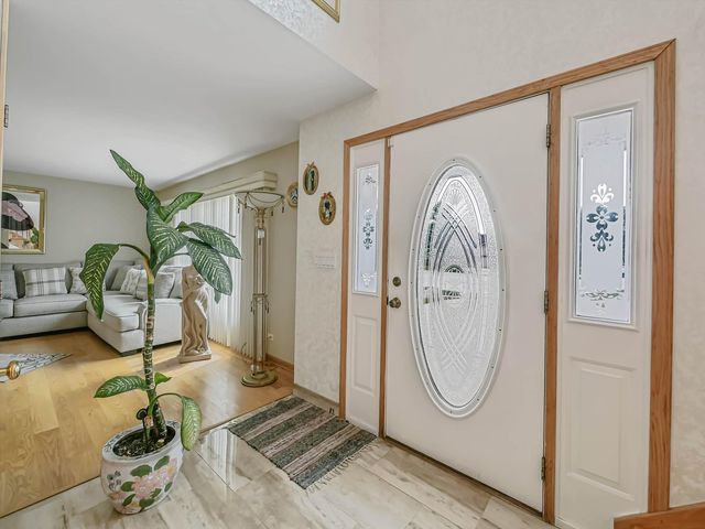 1212 Grove Avenue, Addison, IL 60101