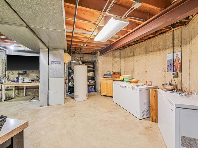 1212 Grove Avenue, Addison, IL 60101