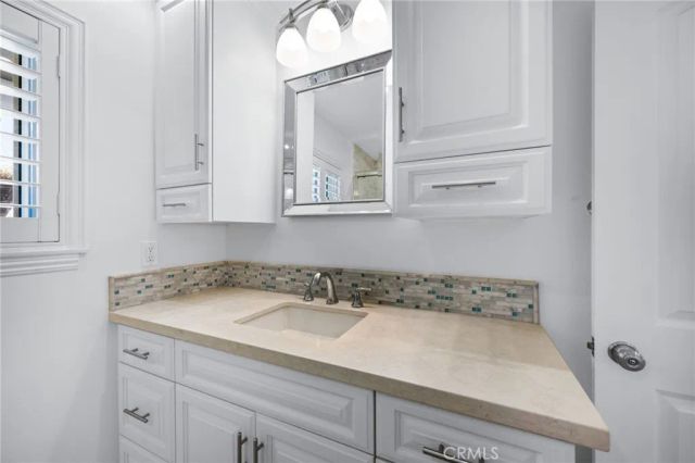 115 Morristown, Costa Mesa, CA 92626