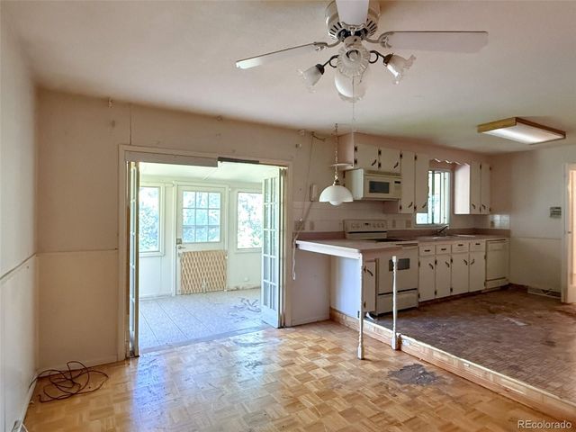 975 E 9th Avenue, Broomfield, CO 80020