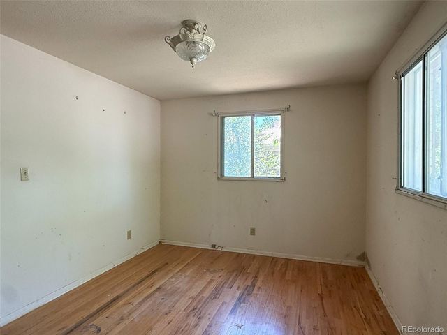 975 E 9th Avenue, Broomfield, CO 80020