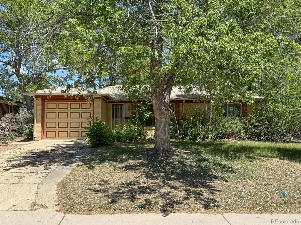 975 E 9th Avenue, Broomfield, CO 80020