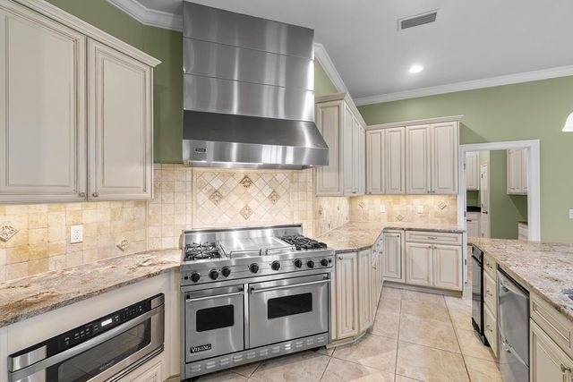 7426 Eddins Road, Dothan, AL 36301
