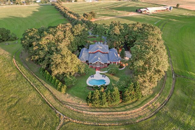 7426 Eddins Road, Dothan, AL 36301