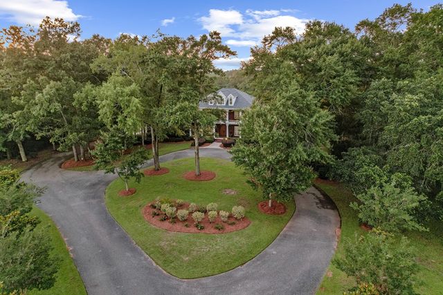 7426 Eddins Road, Dothan, AL 36301