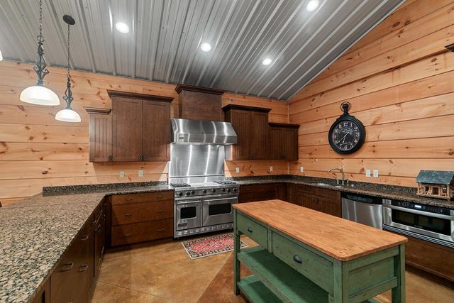 7426 Eddins Road, Dothan, AL 36301