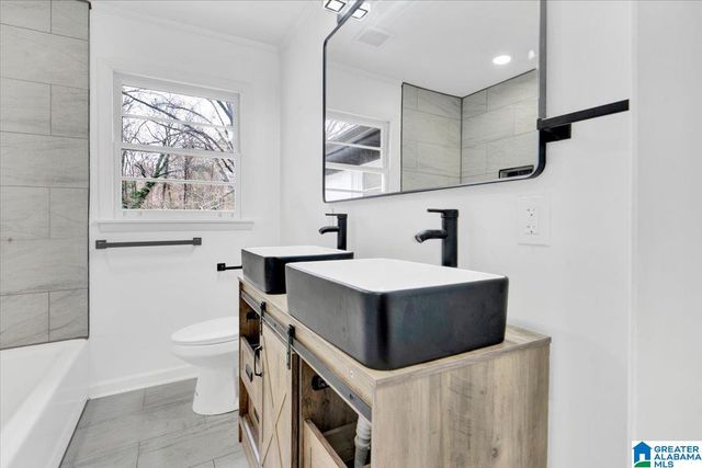 2716 5TH STREET NE, Birmingham, AL 35215