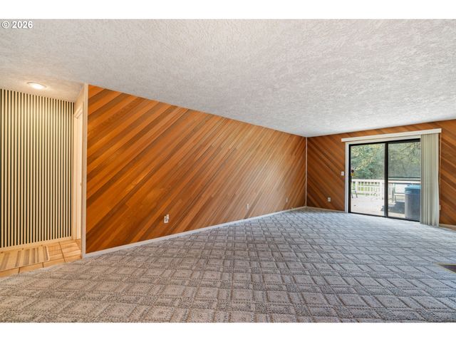 17102 Ne 140TH Ave, Brush Prairie, WA 98606