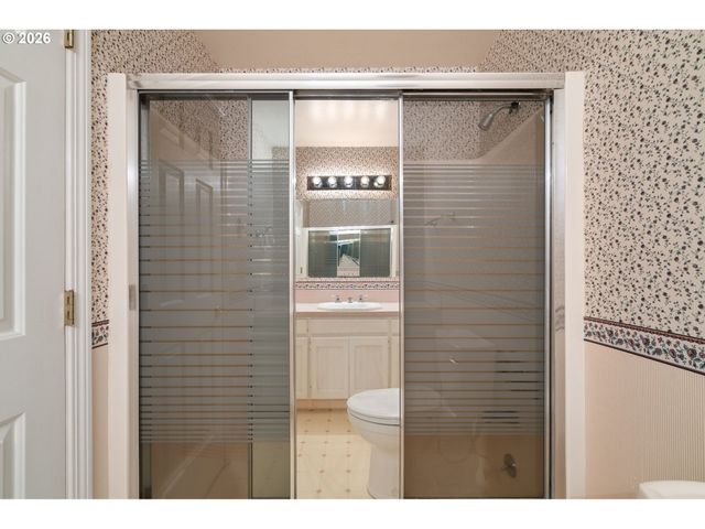 17102 Ne 140TH Ave, Brush Prairie, WA 98606