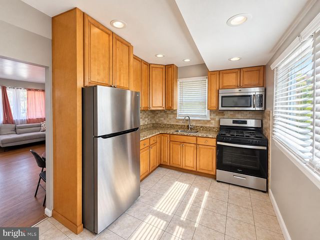 6509 OSBORN, Hyattsville, MD 20784