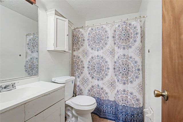 5727 SW 10TH PLACE, Gainesville, FL 32607