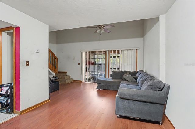 5727 SW 10TH PLACE, Gainesville, FL 32607