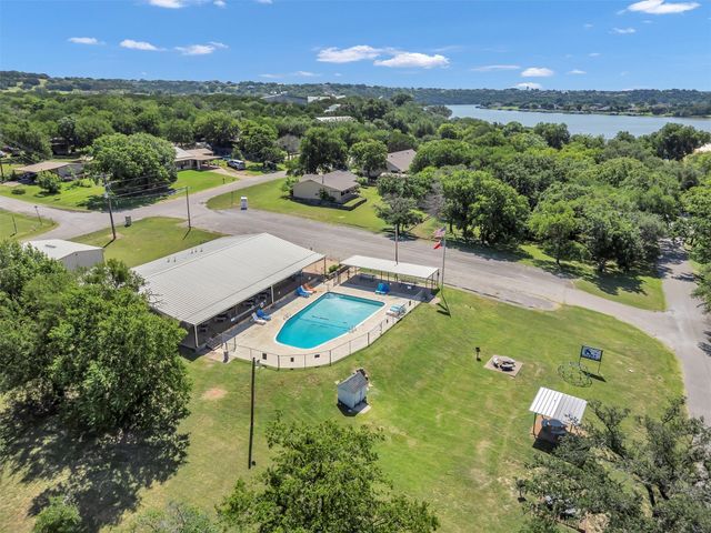 620 W Aquarius Court, Granbury, TX 76049