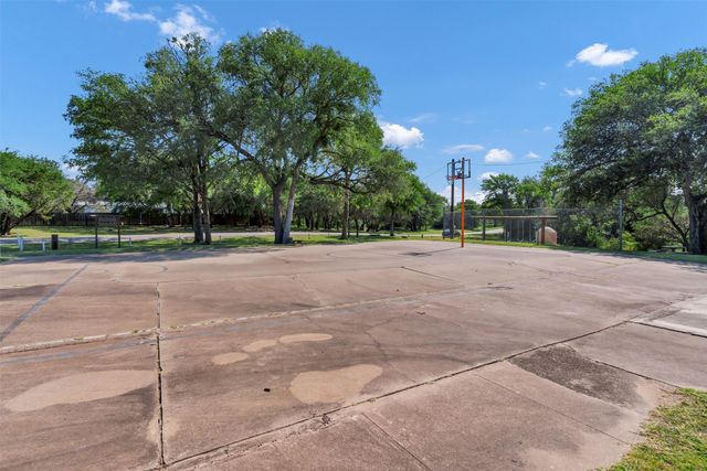 620 W Aquarius Court, Granbury, TX 76049