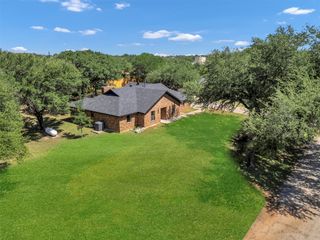 620 W Aquarius Court, Granbury, TX 76049