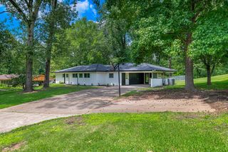 18 Lake Forest Hills, Shreveport, LA 71109