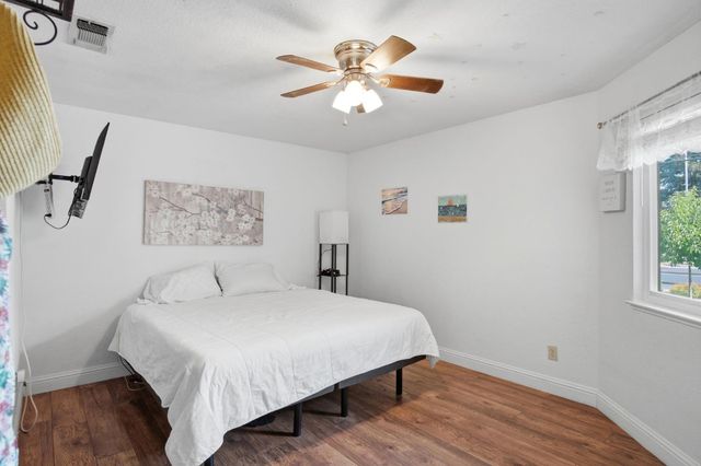 580 North Ave, Turlock, CA 95382