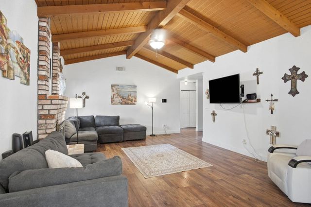 580 North Ave, Turlock, CA 95382