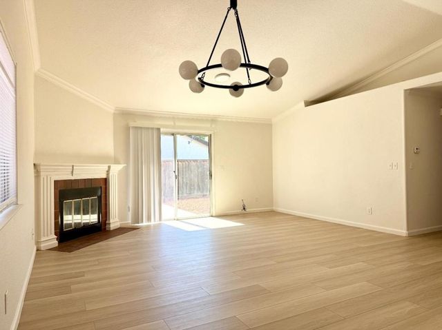 2001 Newport Drive, Pittsburg, CA 94565