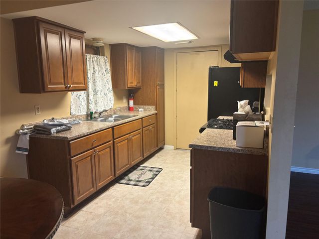 4816 Partridge Street, La Marque, TX 77568