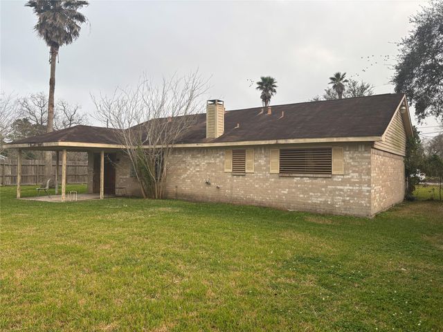 4816 Partridge Street, La Marque, TX 77568