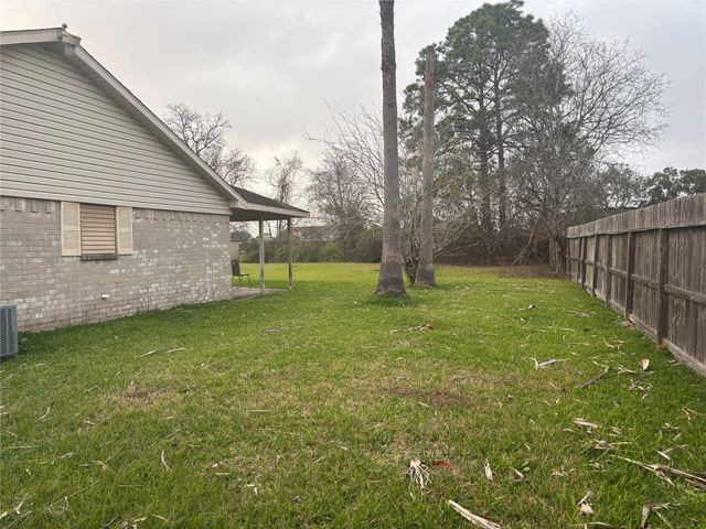 4816 Partridge Street, La Marque, TX 77568
