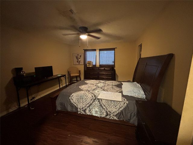 4816 Partridge Street, La Marque, TX 77568