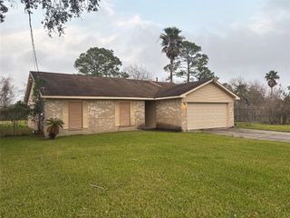 4816 Partridge Street, La Marque, TX 77568