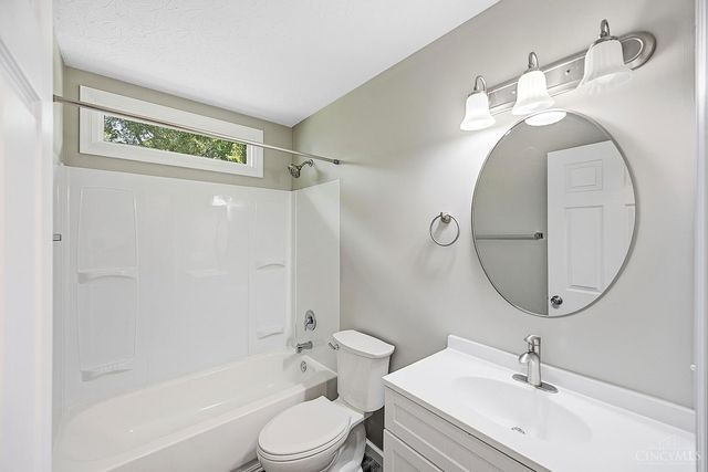 72 Chickasaw Drive, New Miami, OH 45013