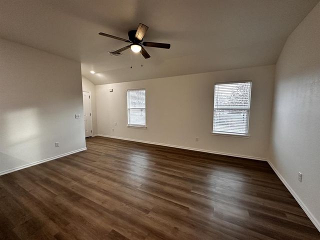 11503 Mackenzie Way, Yukon, OK 73099