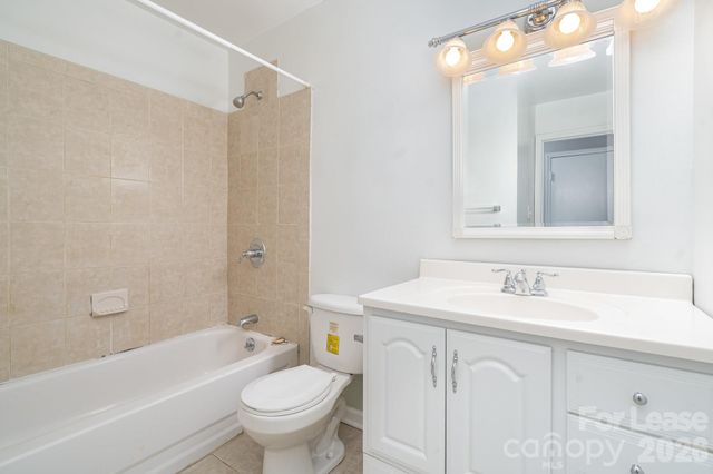 8005 Horse Chestnut Lane, Charlotte, NC 28277