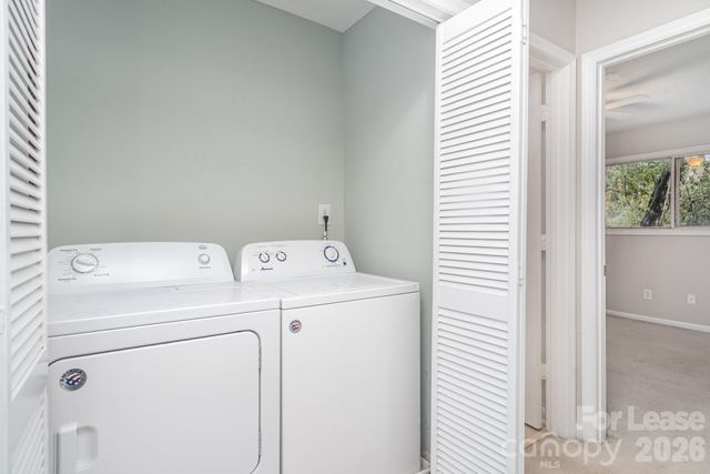 8005 Horse Chestnut Lane, Charlotte, NC 28277