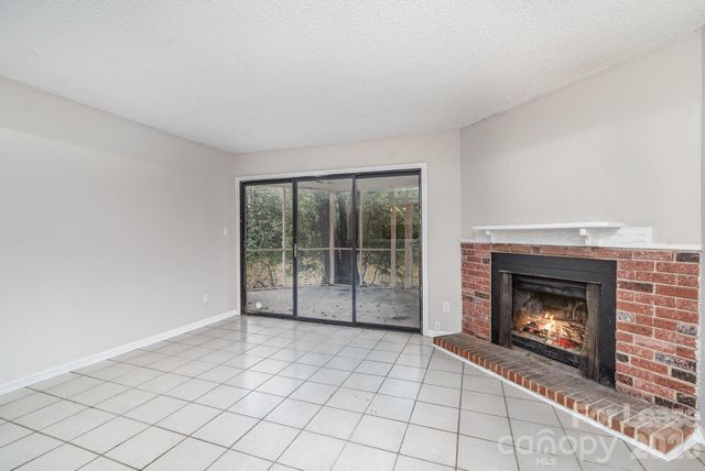 8005 Horse Chestnut Lane, Charlotte, NC 28277