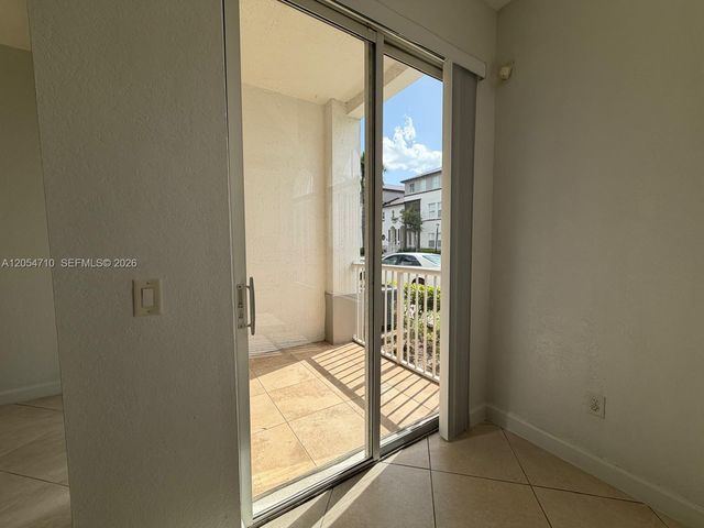 4435 SW 160th Ave 102, Miramar, FL 33027