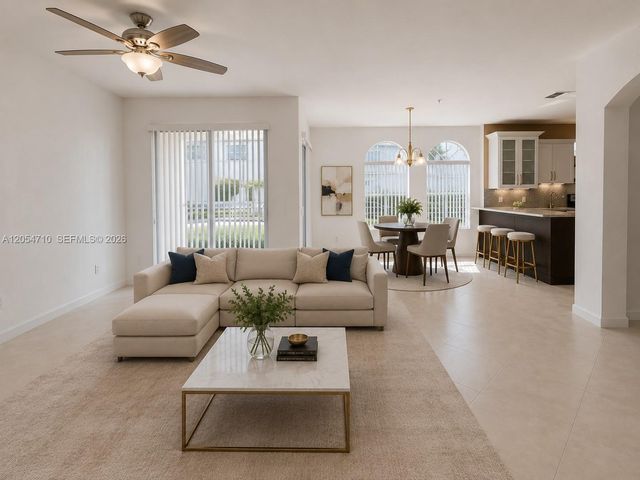 4435 SW 160th Ave 102, Miramar, FL 33027