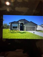 922 SW 36th ST, Cape Coral, FL 33914