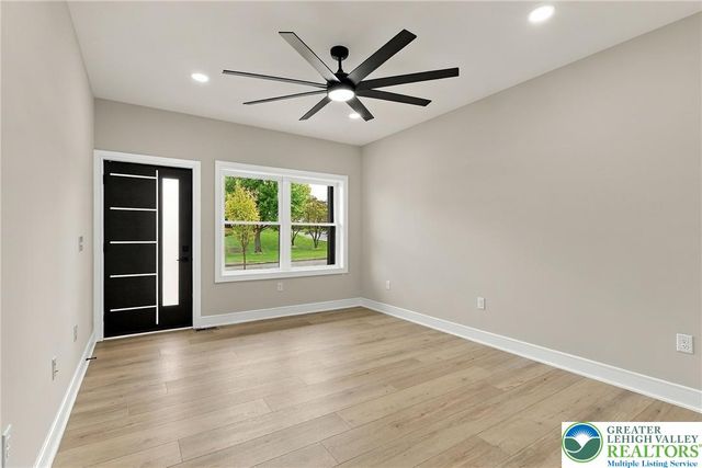 824 Hunter Street, North Catasauqua Bor, PA 18032